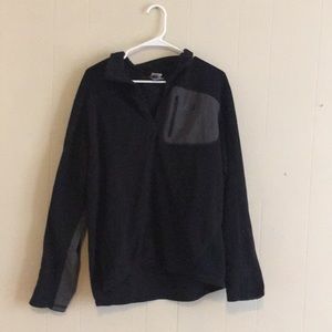 Large Men’s North Face Quarter zip up!